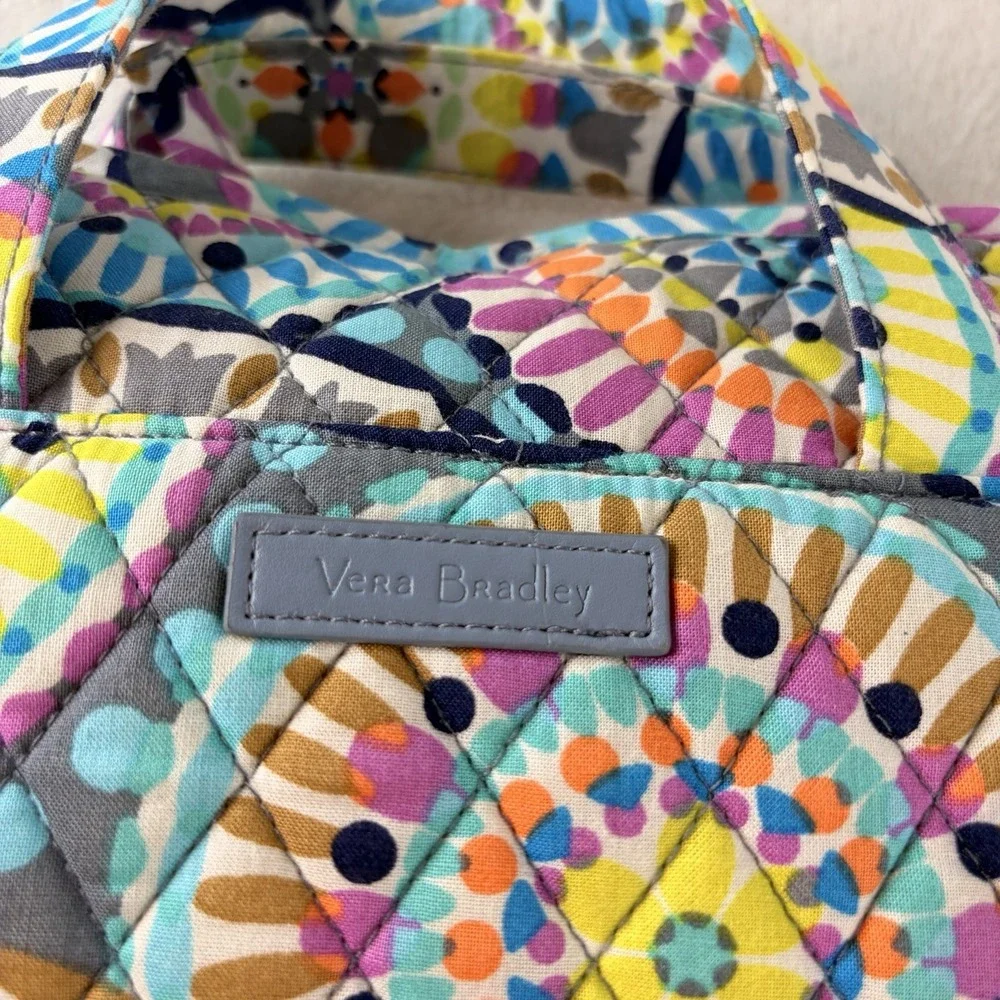 VERA BRADLEY Iconic Hanging Travel Organizer Cosmetics Sunny Medallion EUC